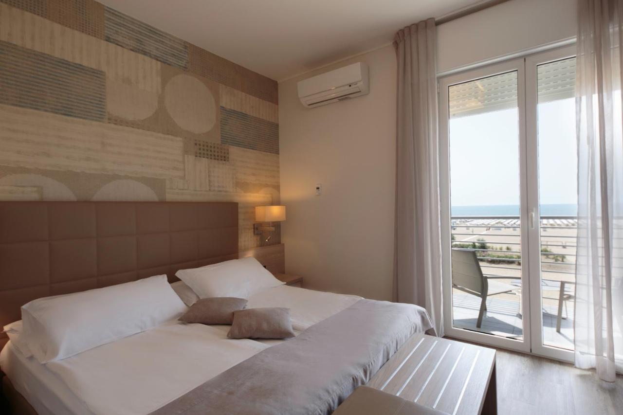 Hotel Monaco Caorle Exterior foto