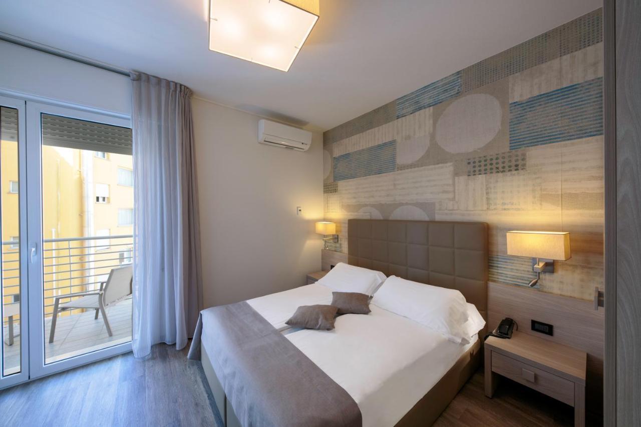 Hotel Monaco Caorle Exterior foto