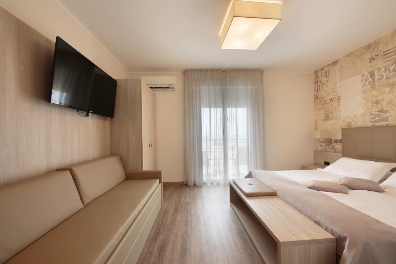 Hotel Monaco Caorle Exterior foto