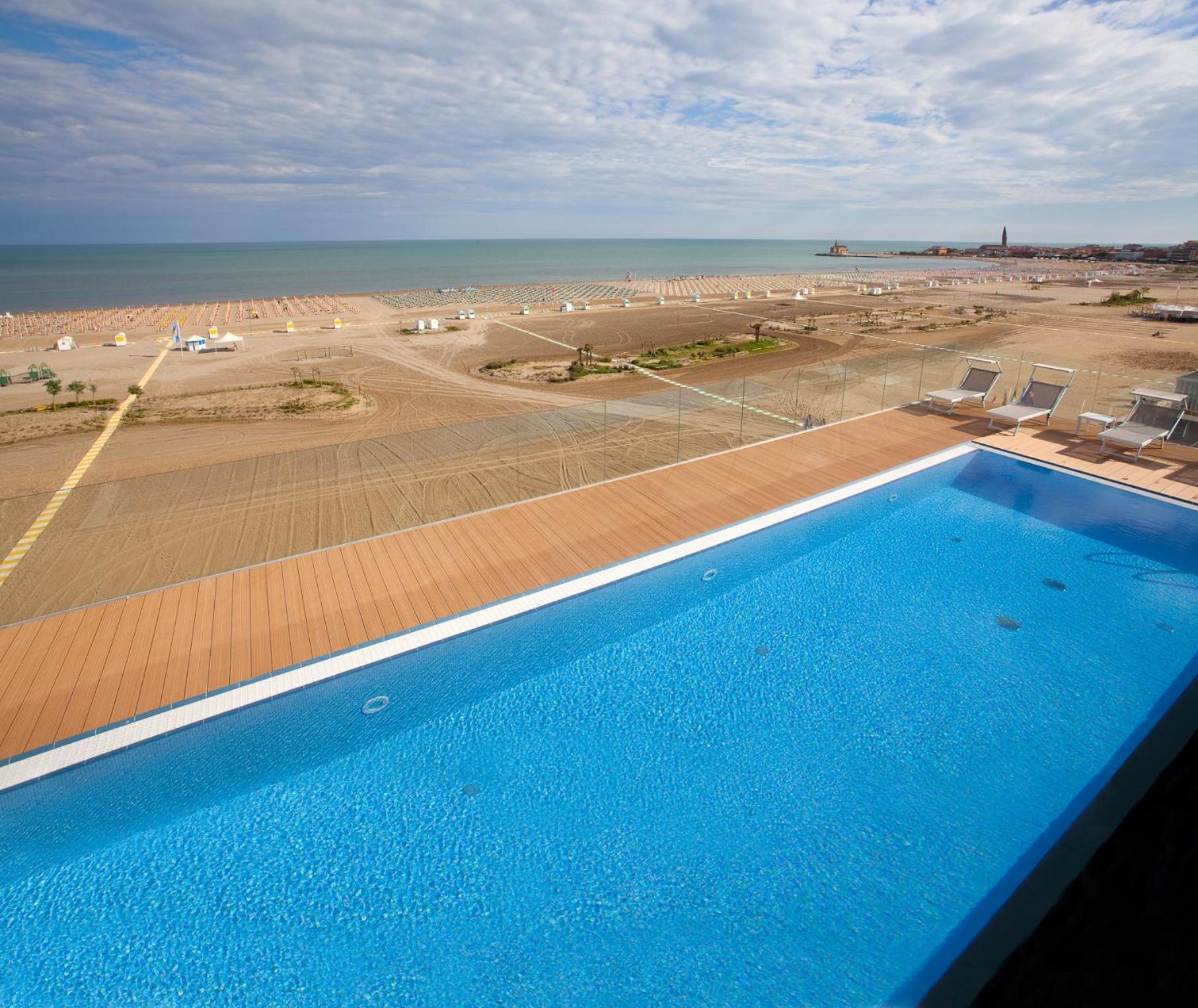 Hotel Monaco Caorle Exterior foto