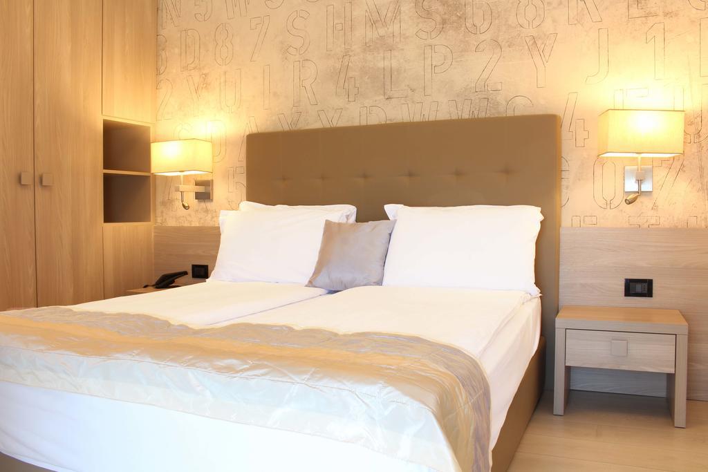 Hotel Monaco Caorle Exterior foto